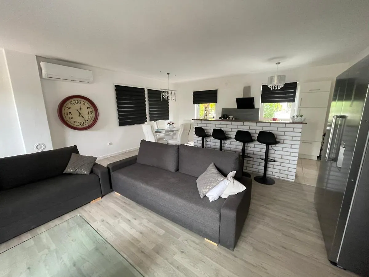 Enna Apartment A Meerblick Perfect Location Medulin